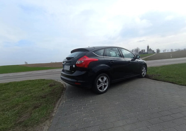 Ford Focus cena 23900 przebieg: 142896, rok produkcji 2013 z Chęciny małe 466